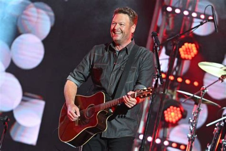 10 Potential Matches For The Newly Single Blake Shelton