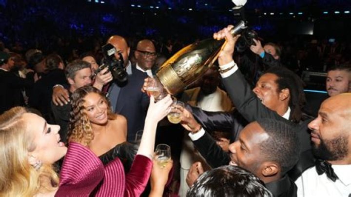 2014 Grammys recap: Beyonce’s surfboard, gold sippy cups & more
