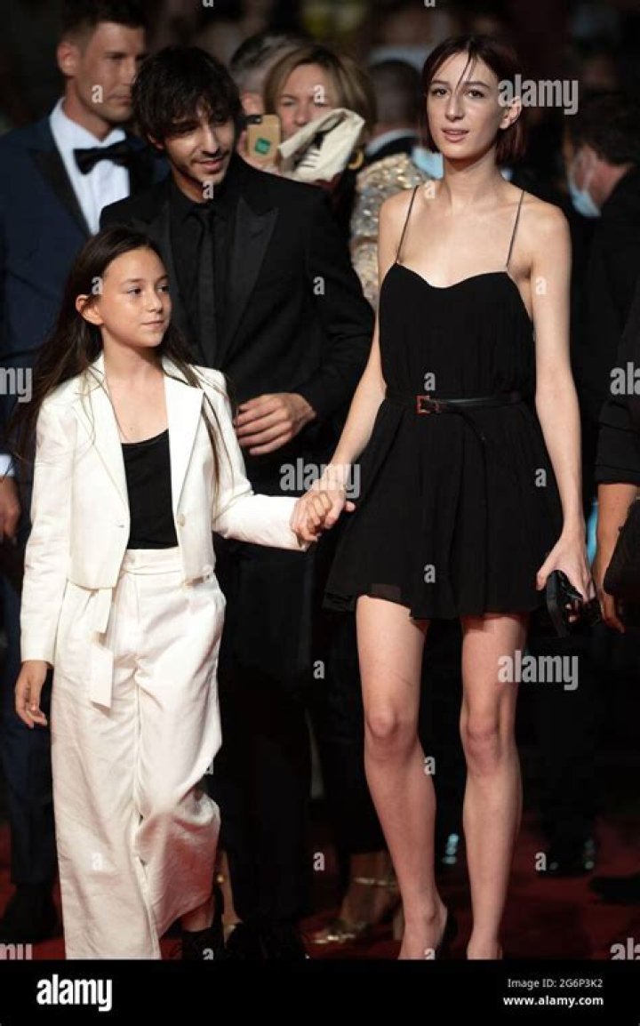 Alice Attal- Meet Daughter Of Charlotte Gainsbourg and Yvan Attal