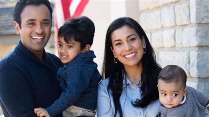 All There Is To Know About Michael Warren's First Wife – Her Net Worth and Family Ties