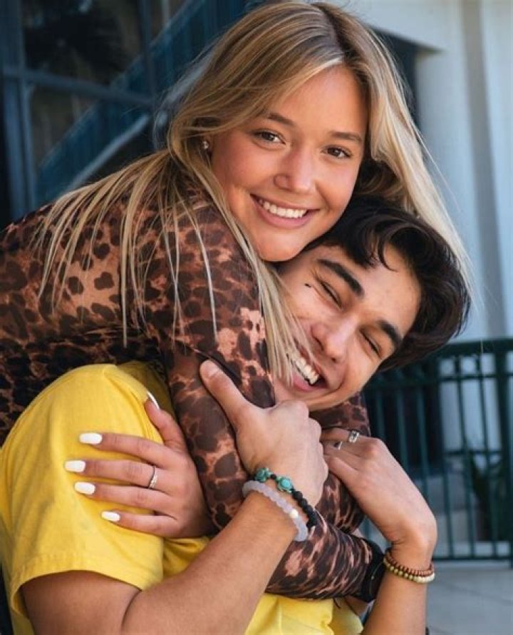 Biographical Facts about Olivia Ponton, Relationship with Boyfriend Kio Cyr, Her Modeling Agency, Education, Net Worth and Everything Else