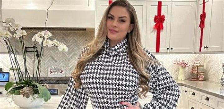 Brittany Cartwright Weight Gain And Baby Bump: Is She Pregnant In 2024?