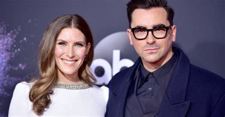 Dan Levy Siblings: Meet Her Sister Sarah Levy, Parents And Family