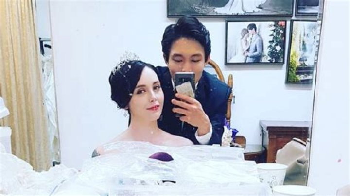 Deavan Clegg Opens Up About Devastating Miscarriage