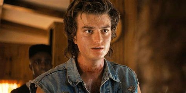 Does Steve die in Stranger Things season 4? (Spoilers)