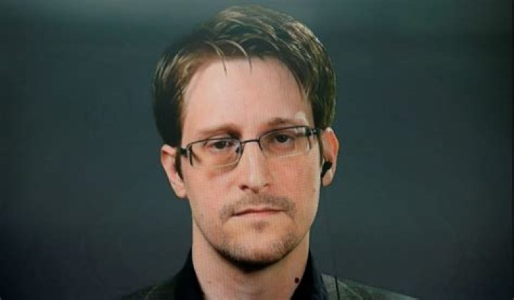 Edward Snowden Net Worth - Wiki, Age, Weight and Height, Relationships, Family, and More