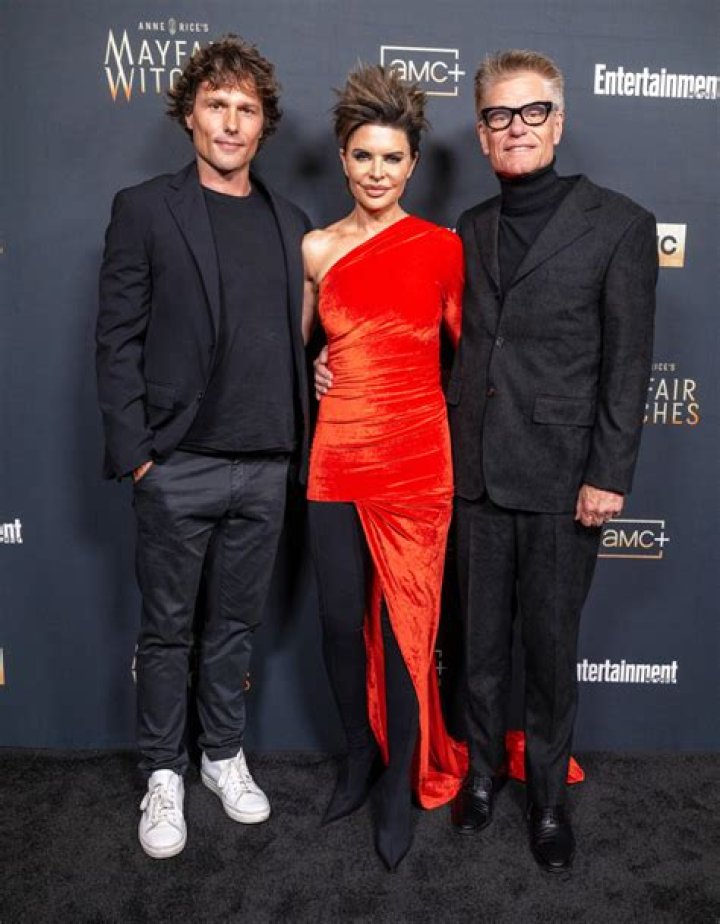 Harry Hamlin Comments on Lisa Rinna's Behavior Amid 'RHOBH' Exit