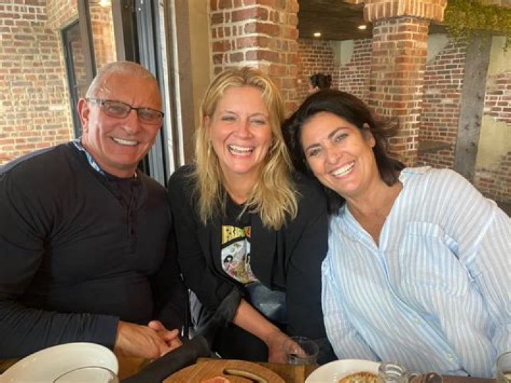 Is Amanda Freitag Married? Know her New Restaurant, Net Worth, Age, Family & More