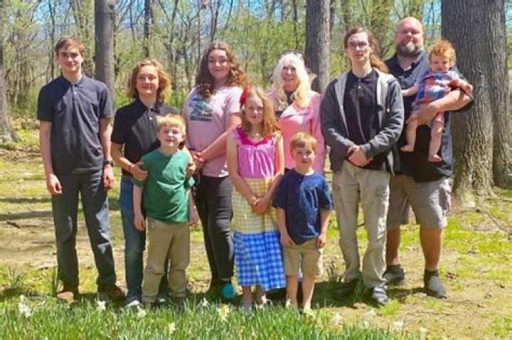 Jamerrill Stewart Family: Husband Travis Shane Stewart, Parents Siblings