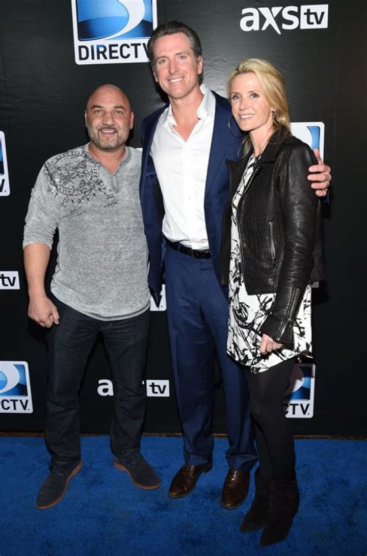 Jay Glazer Net Worth - Wiki, Age, Weight and Height, Relationships, Family, and More