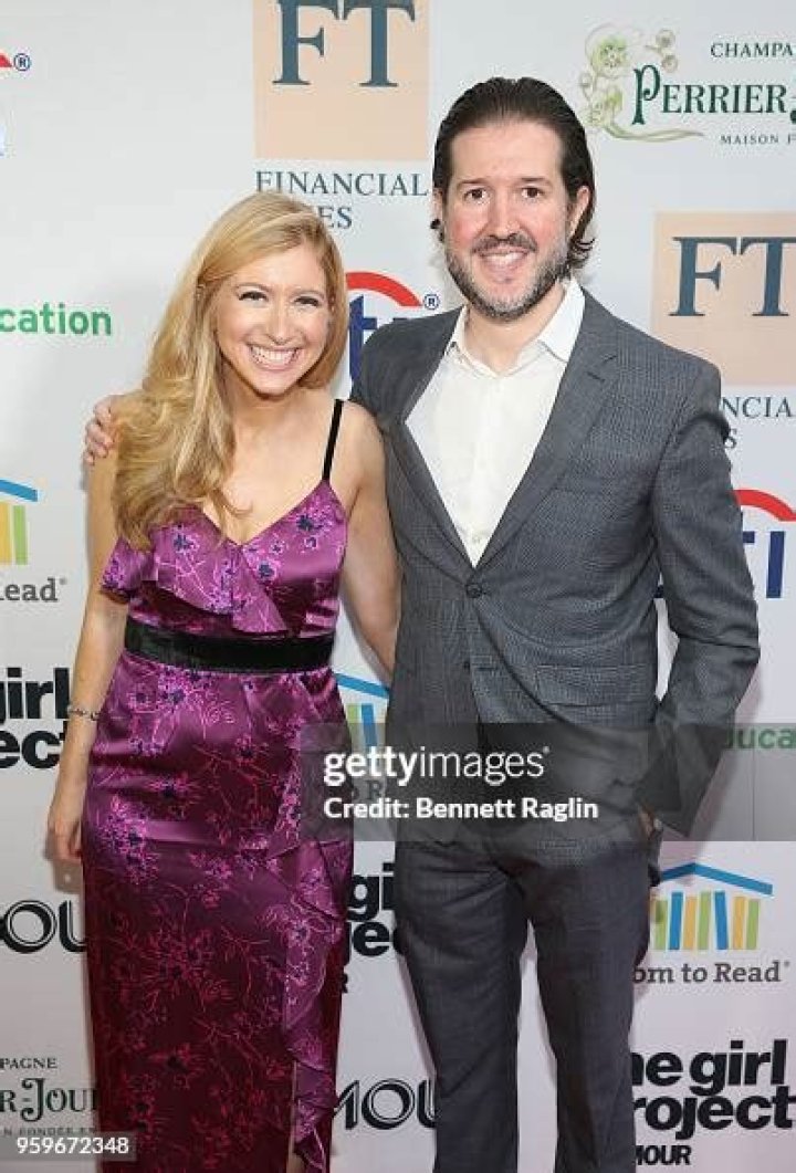 Sara Eisen And Her Sweetheart, Matthew Levine Shares Healthy Marital Bond Since 2016.