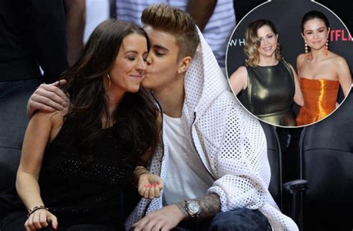 Selena Gomez 'Desperate' to Avoid Justin Bieber!
