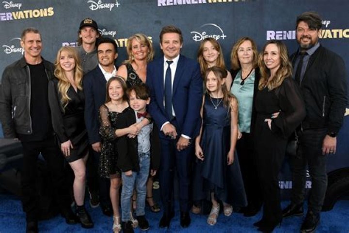 Talan Renner Parents: Travis Renner And Becky Renner Family
