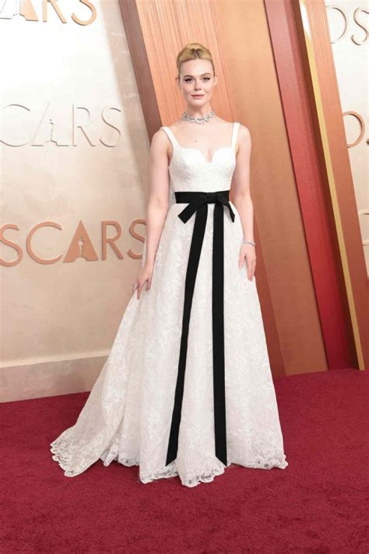 The Best Celebrity Looks from the 2019 Oscars!