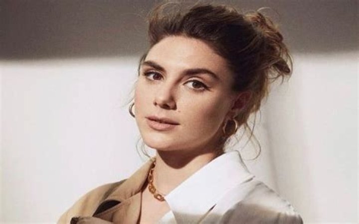 Things To Keep Track Of Elena Saure