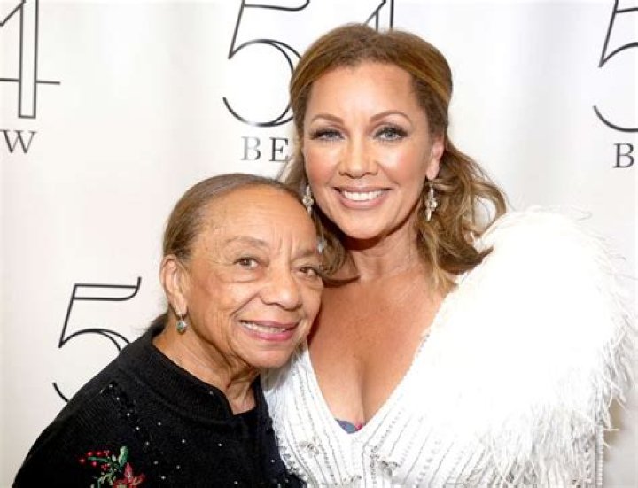 Vanessa Williams Parents, Husband, Children, Net Worth 2023