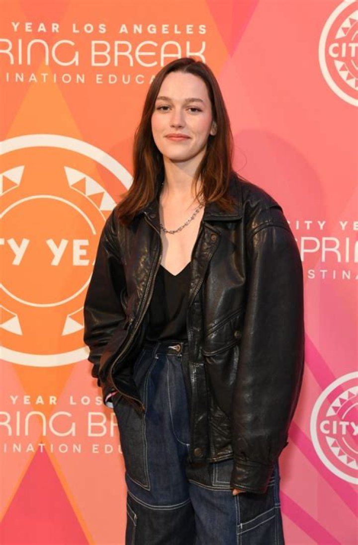 Victoria Pedretti Net Worth - Wiki, Age, Weight and Height, Relationships, Family, and More