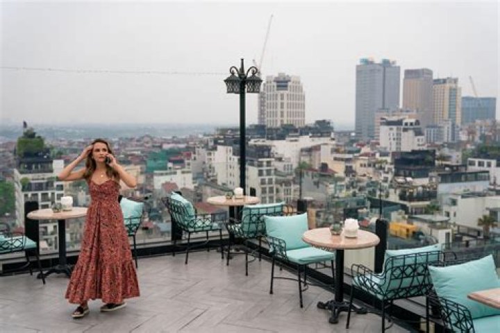 Where was A Tourist's Guide to Love filmed? (filming locations)